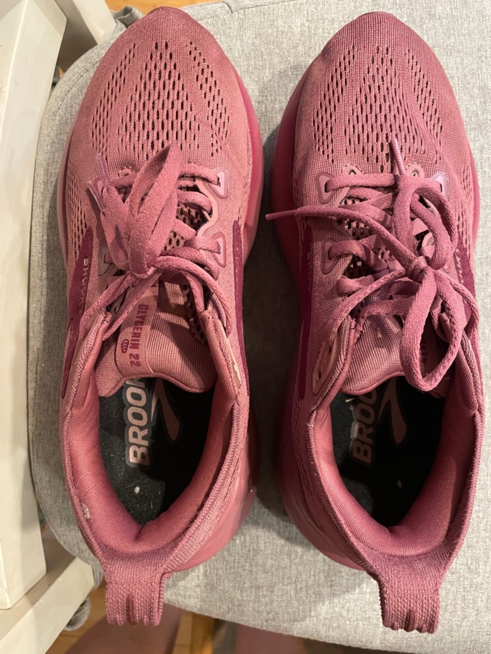 Brooks Women’s Running Shoes - Rose Pink. Excellent used condition. Size 8.5